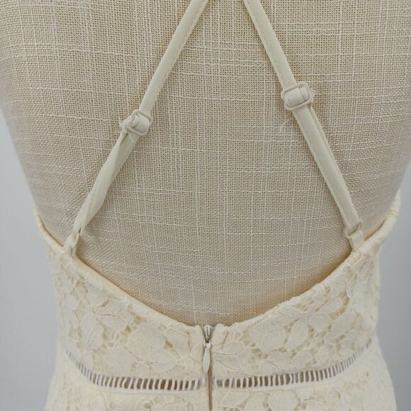 Superdown Shea Lace Dress Ivory Women's M Bodycon Mini Halter Party Cocktail - Picture 5 of 11